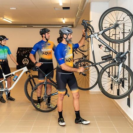 Atzavara Hotel & Spa Santa Susanna Exterior photo Bicycle lift