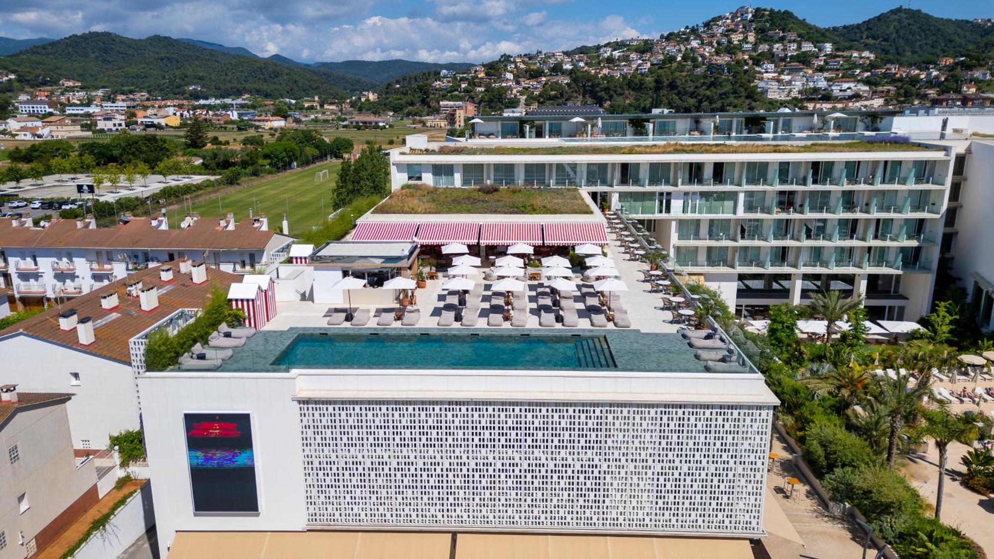Atzavara Hotel & Spa Santa Susanna Exterior photo Aerial view of the hotel